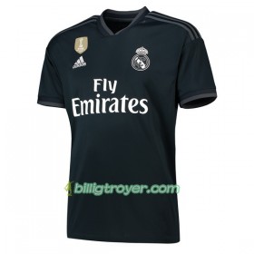 Billige Fotballdrakter Real Madrid Bortedraktsett 2018/19 Kortermet